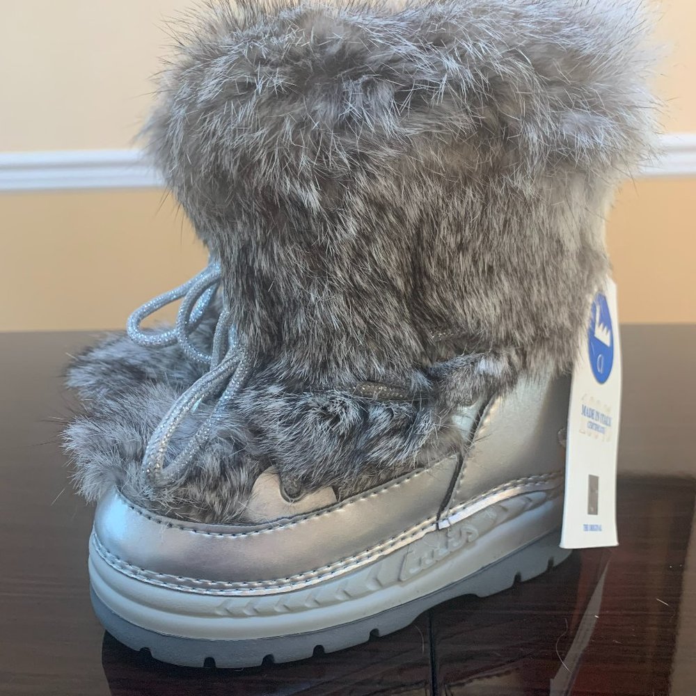 Snow Boots
